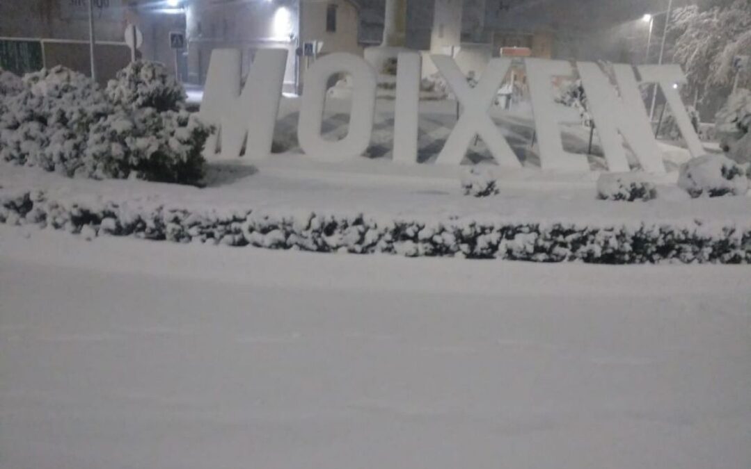 🔴ÚLTIMA HORA!!! Comença a nevar a tota la Façana Mediterrània ❄️❄️❄️❄️❄️❄️❄️❄️